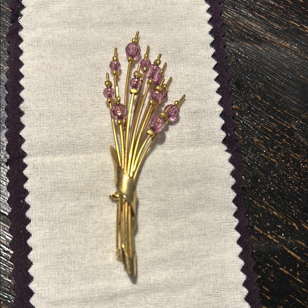 Vintage Elegant Gold and Purple Brooch